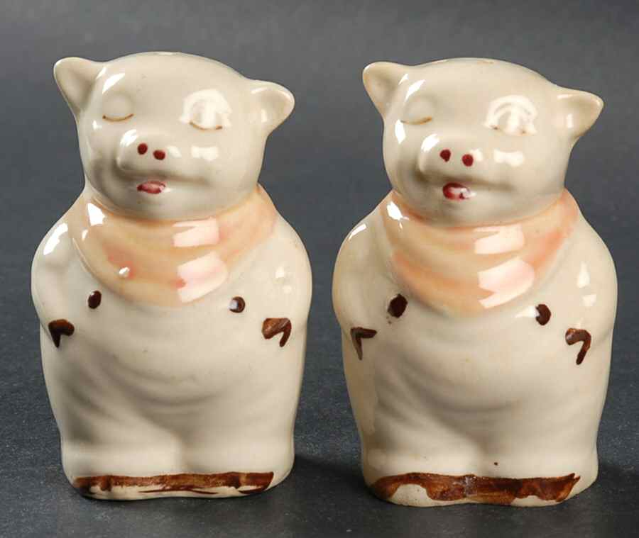 Smiley Pig  Small #6 Salt & Pepper Set by Shawnee-1