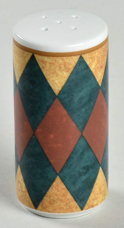 Tuscany Pepper Shaker by Sasaki-1