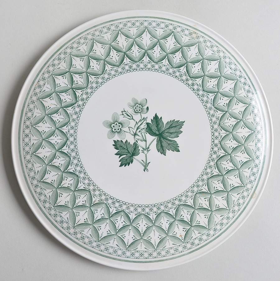 Geranium Green (Camilla Shape, Newer) Cake Plate by Spode-1
