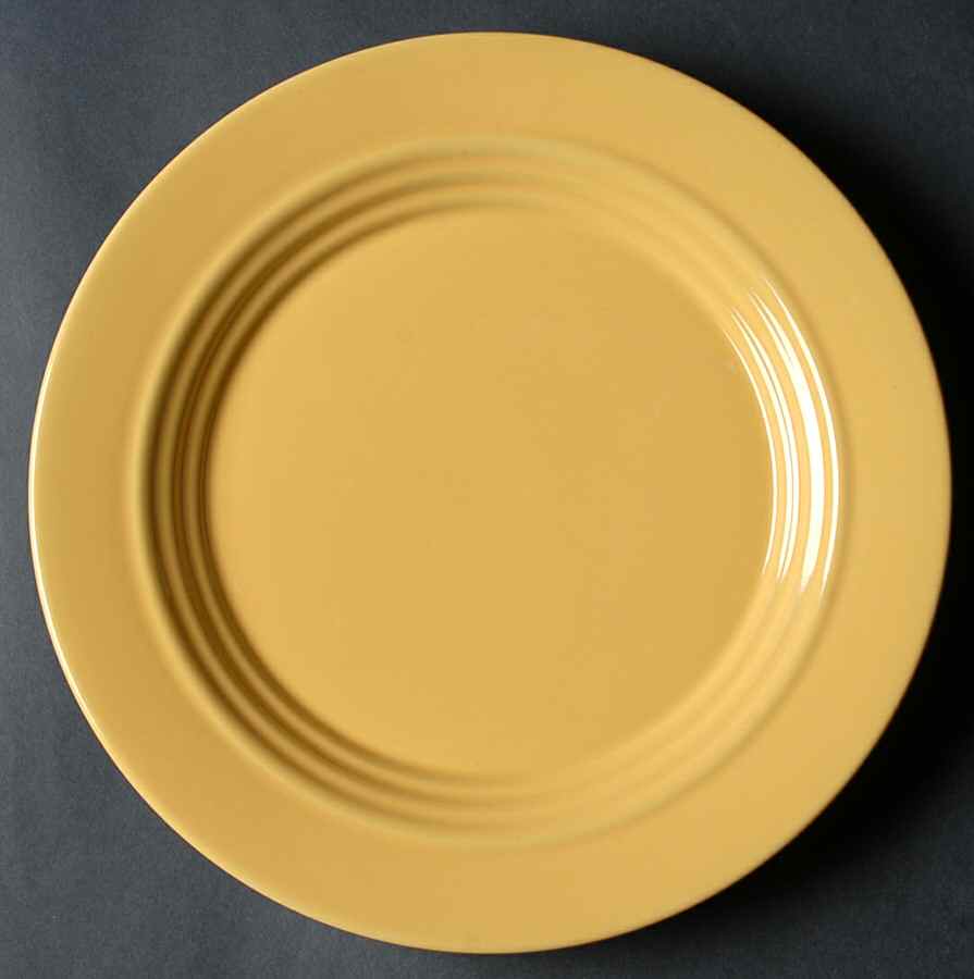 Boscoware Light Yellow Dinner Plate by Signature-1