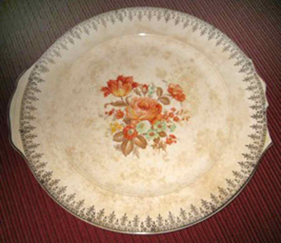 SLM123 Handled Cake Plate by Salem-1