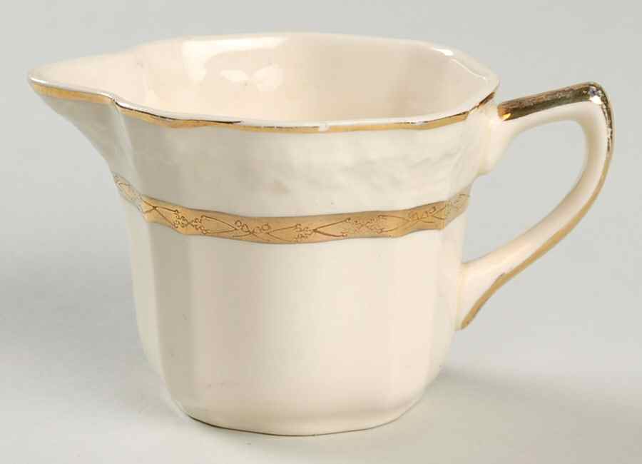 SLM124 Creamer by Salem-1