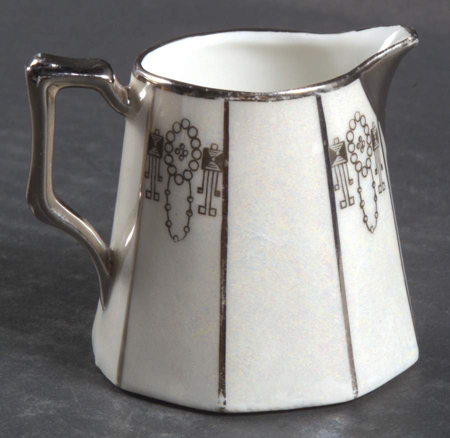 Colonial Mini Creamer by Silverite (Bavaria)-1
