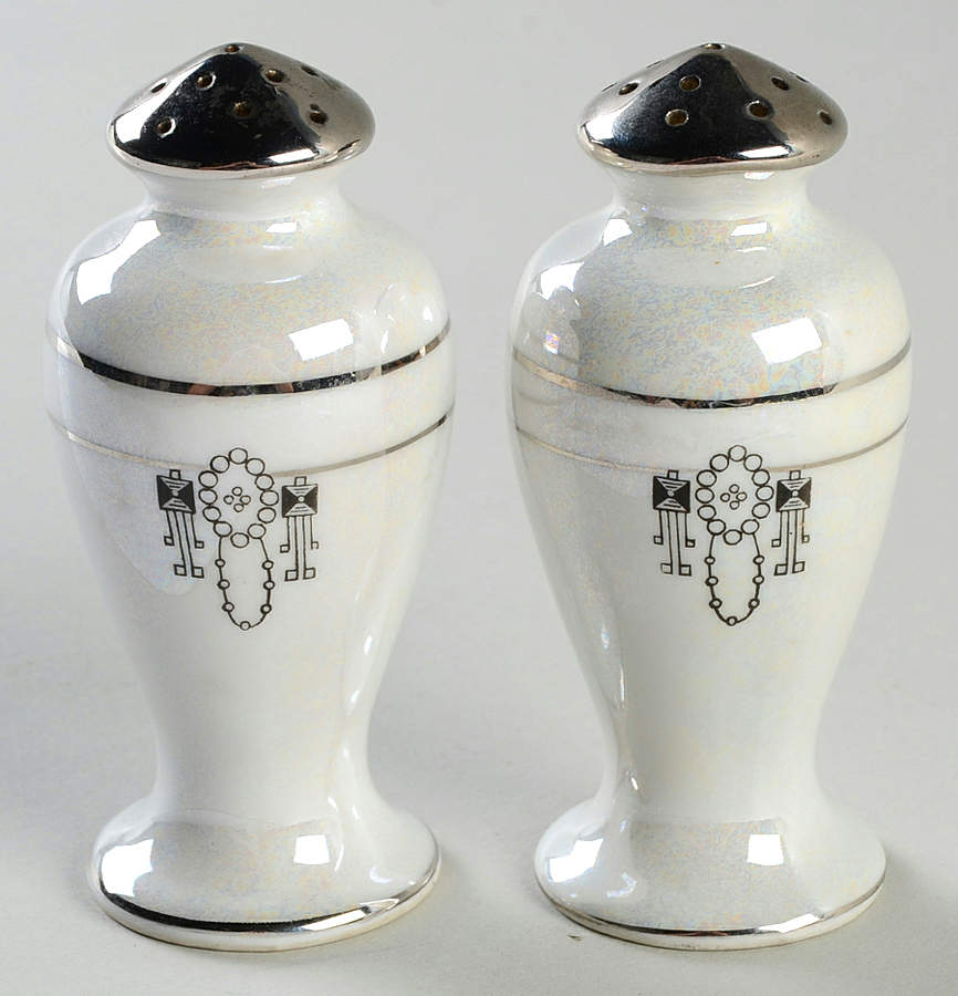 Colonial Salt & Pepper Set by Silverite (Bavaria)-1