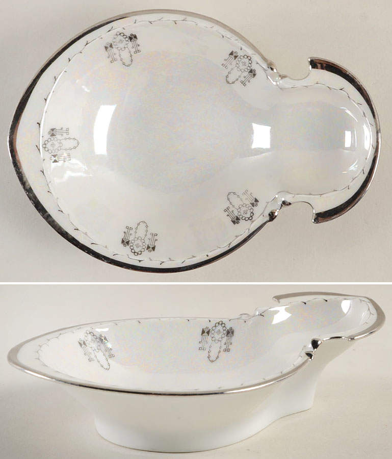 Colonial Nut Dish by Silverite (Bavaria)-1
