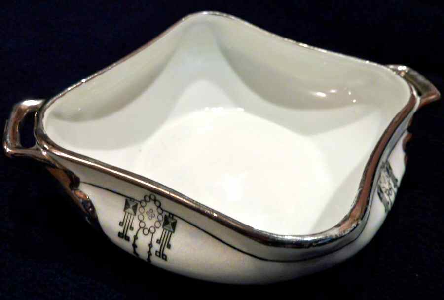 Colonial Olive Dish by Silverite (Bavaria)-1