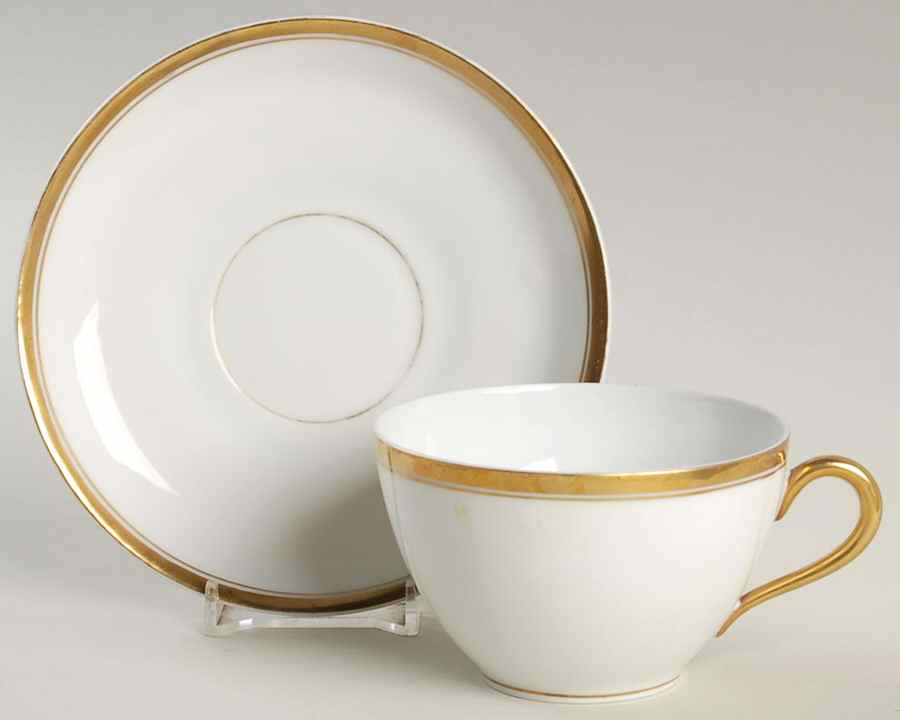 SIL29 Flat Cup & Saucer Set by Sil-1