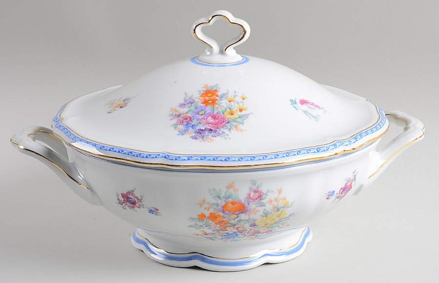 SLT96 Round Covered Vegetable by Seltmann-1