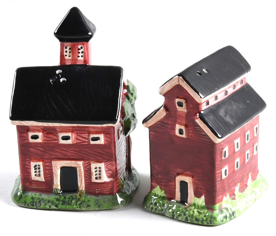 Barns Figural Salt & Pepper Set by Sakura-1