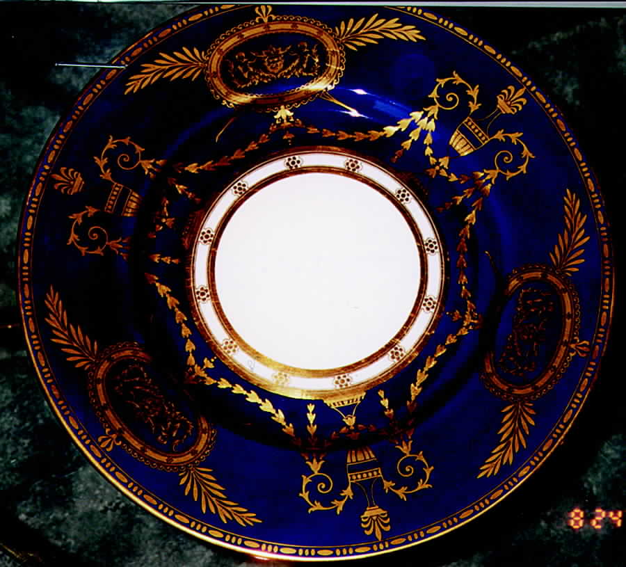 Y4824 Dinner Plate by Spode-1