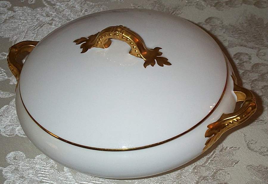 SP113 Round Covered Vegetable by Spode-1
