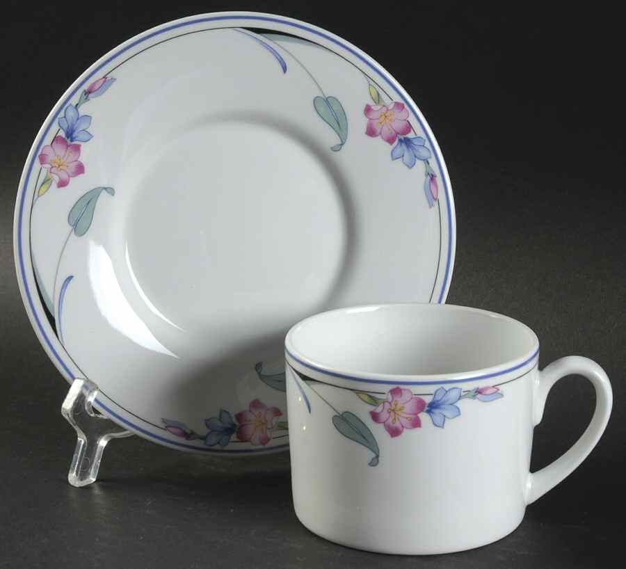 Fleur Flat Cup & Saucer Set by Studio Nova-1