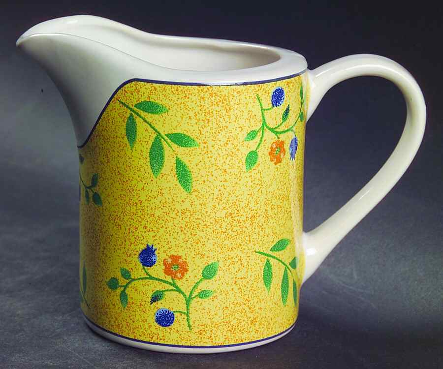 Petite Fleur Creamer by Sango-1