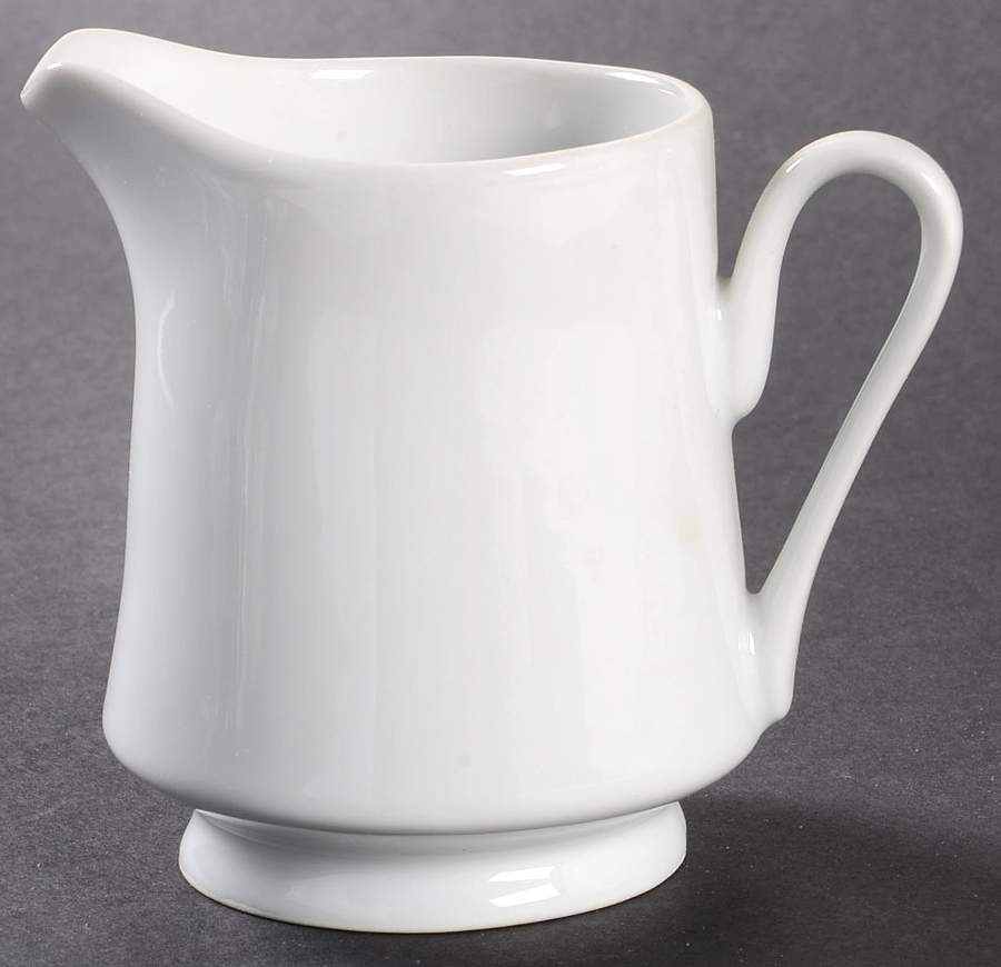 Porto Blanco Creamer by Sakura-1