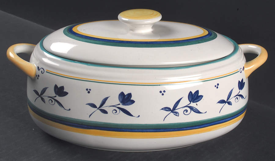 Skylight 2.5 Quart Oval Covered Casserole by Studio Nova-1