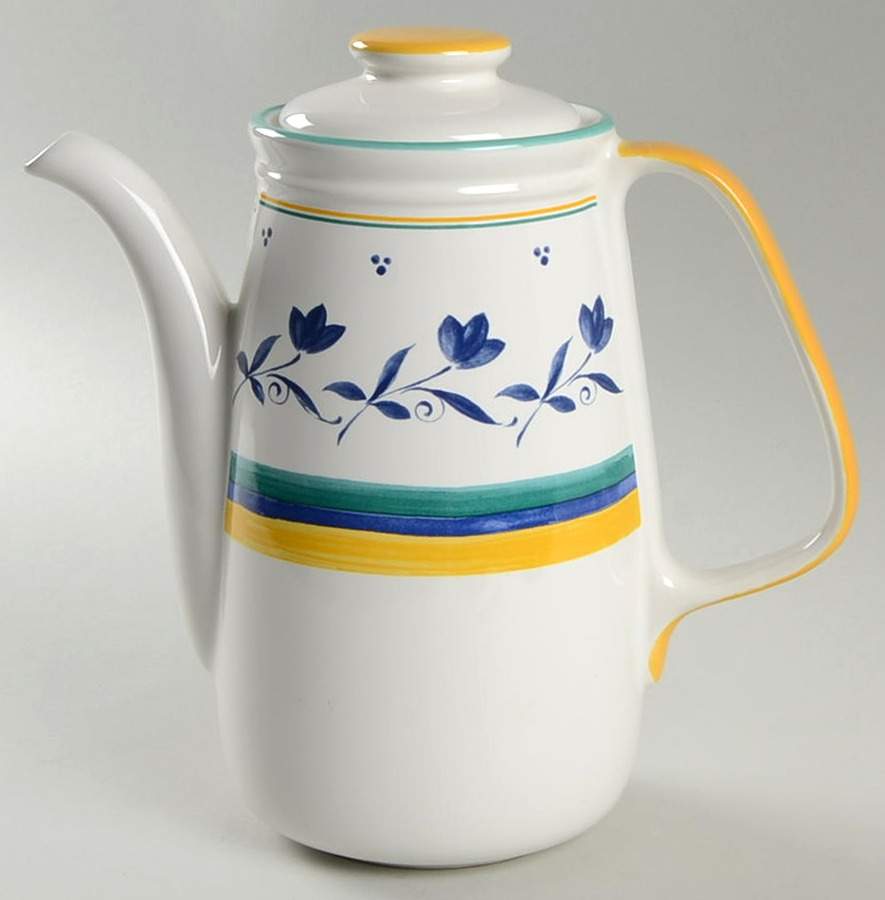 Skylight Coffee Pot & Lid by Studio Nova-1