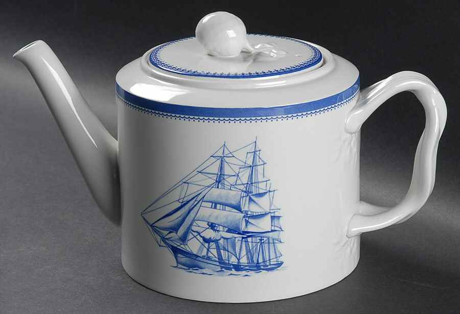 Blue Clipper Teapot & Lid by Spode-1