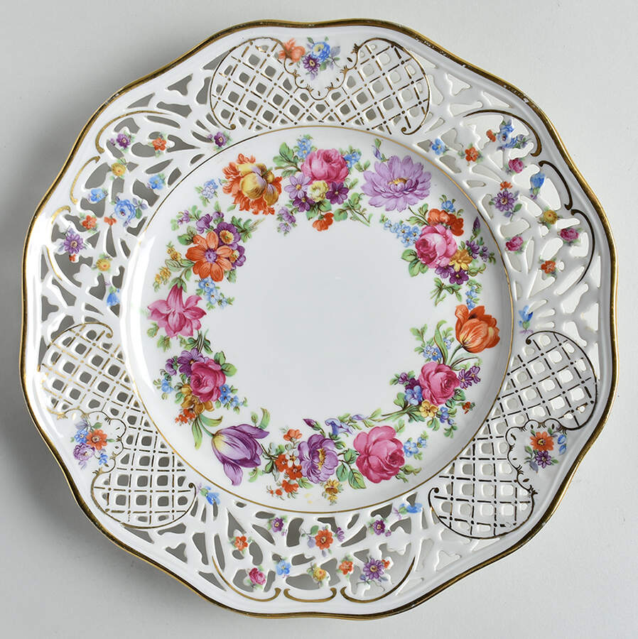 SCH156 Dinner Plate by Schumann - Bavaria-1
