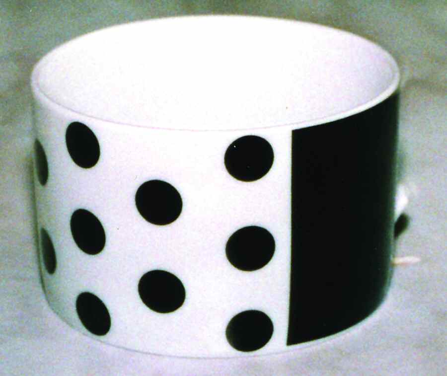 Grand Fiesta Flat Cup by Studio Nova-1