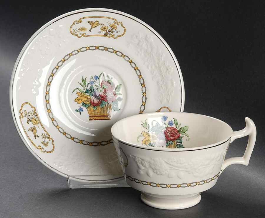 2-7199 Footed Cup & Saucer Set by Spode-1