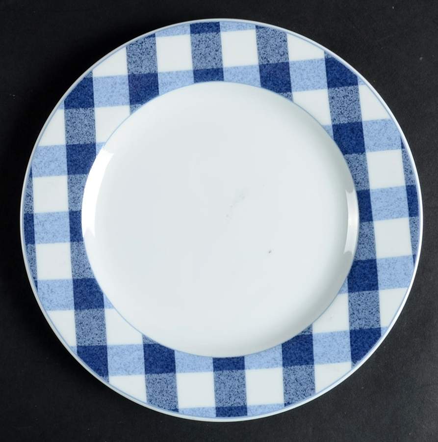 Picnic Blueberry Salad Plate by Studio Nova-1