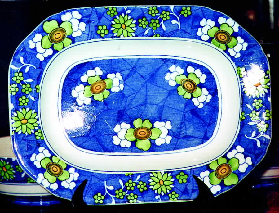 9604 14" Oval Serving Platter by Spode-1
