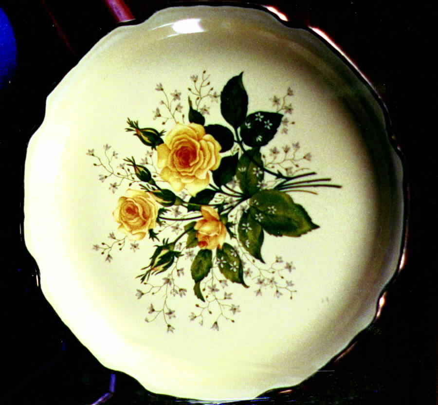 Cathy Rose Yellow (Coupe, Gold Trim) Dinner Plate by Sabin-1