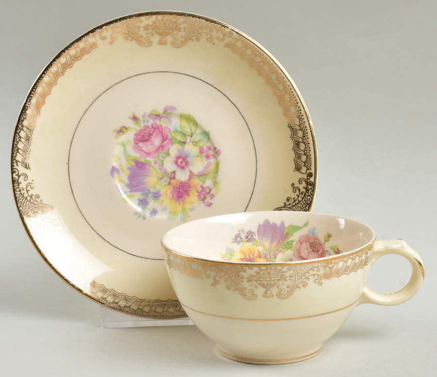STT122 Flat Cup & Saucer Set by Stetson-1