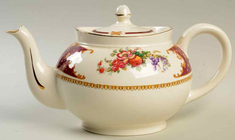 SAW2 Red Teapot & Lid by Sampson Bridgwood-1