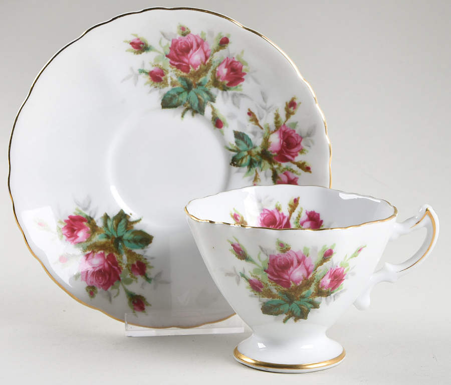 SAN39 Footed Cup & Saucer Set by Sango-1