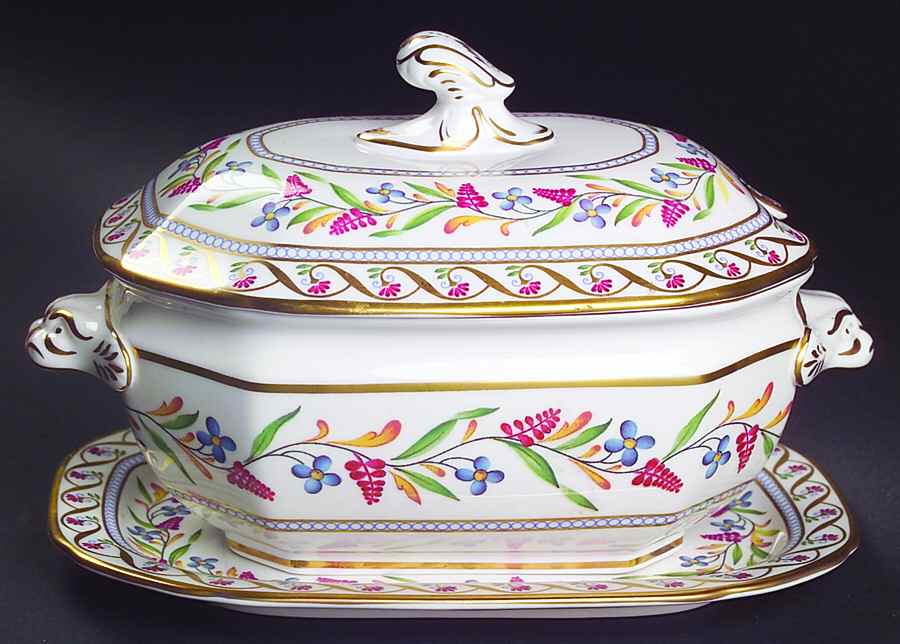 Sheraton Sauce Boat & Lid with Underplate by Spode-1