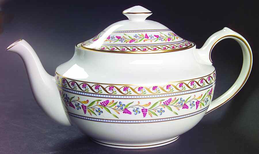 Sheraton Teapot & Lid by Spode-1