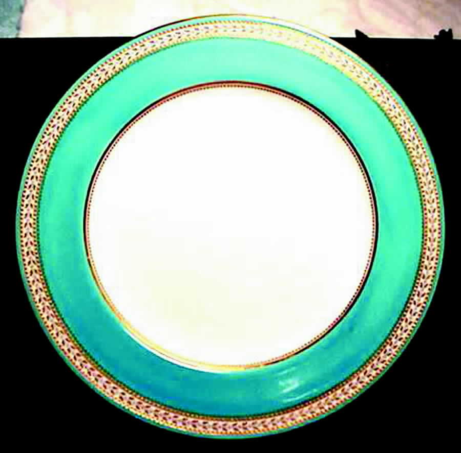 SP132 Dinner Plate by Spode-1