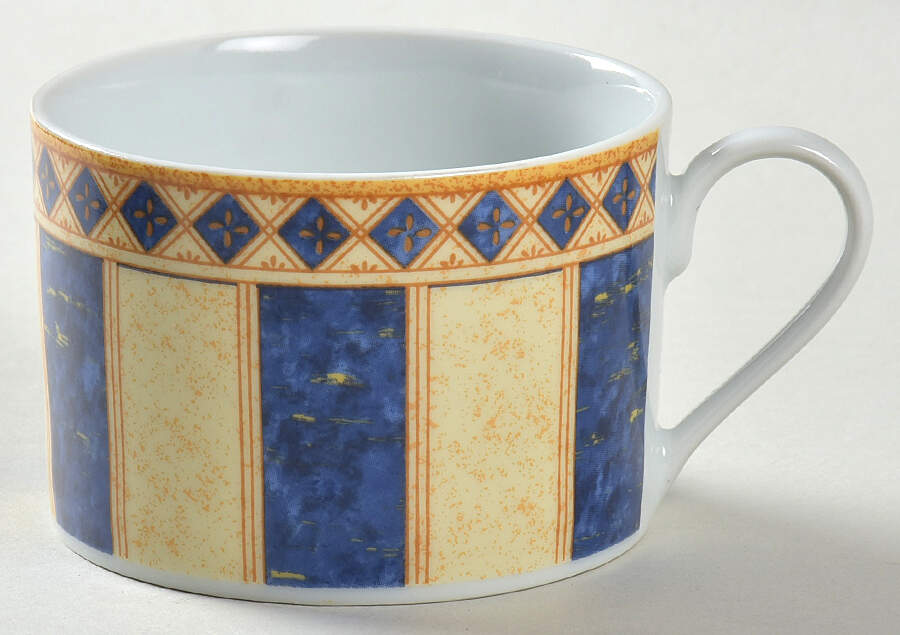 High Life Flat Cup by Studio Nova-1