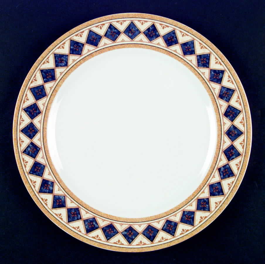 High Life Dinner Plate by Studio Nova-1