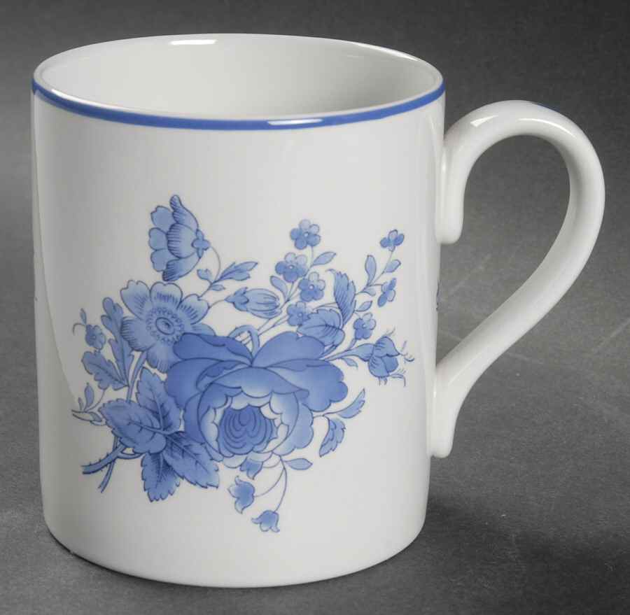 Rochelle Grandmug by Spode-1