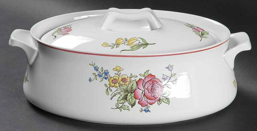 Fleur 1.25 Quart Oval Covered Casserole by Spode-1