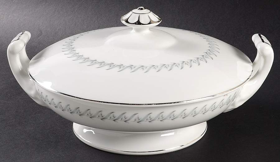 2454 Round Covered Vegetable by Sone-1