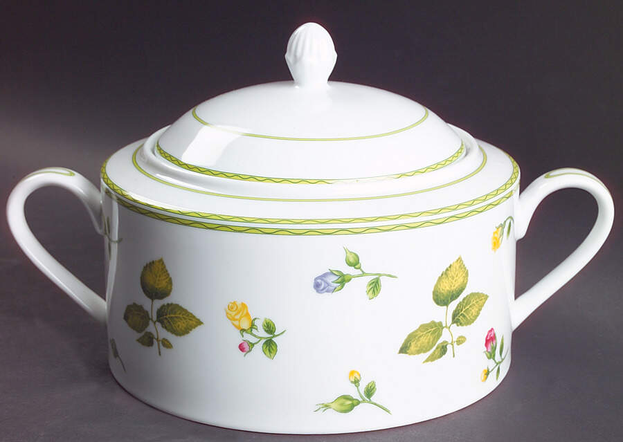English Garden 2 Qt Round Covered Casserole by Studio Nova-1