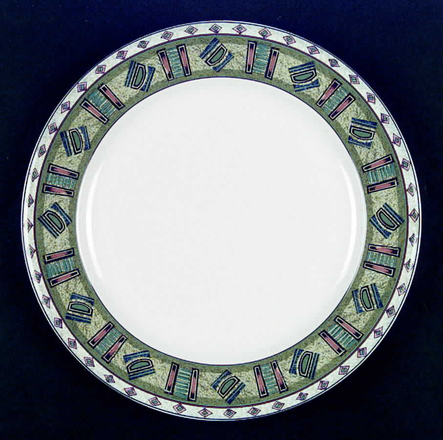 Sumatra Dinner Plate by Studio Nova-1