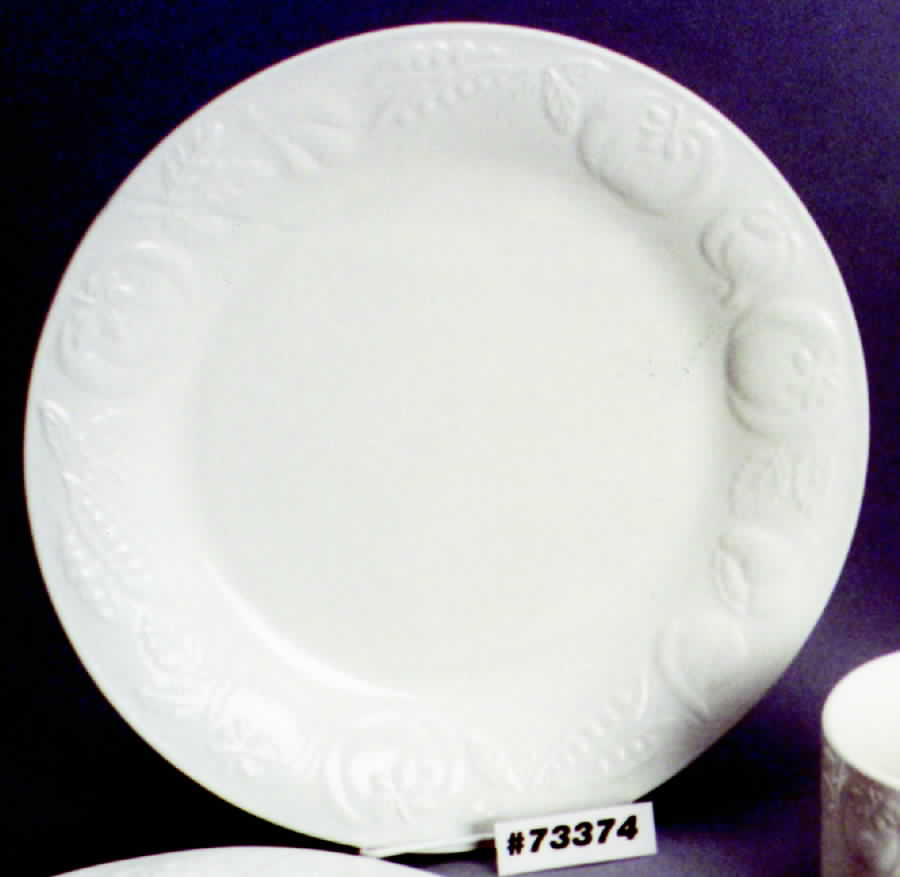 Bistro Classics Dinner Plate by Signature-1