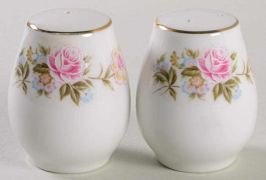 Spring Breeze Salt & Pepper Set by Sone-1