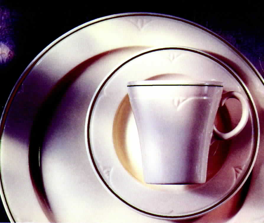 Alden Cedar Rose Dinner Plate by Syracuse-1