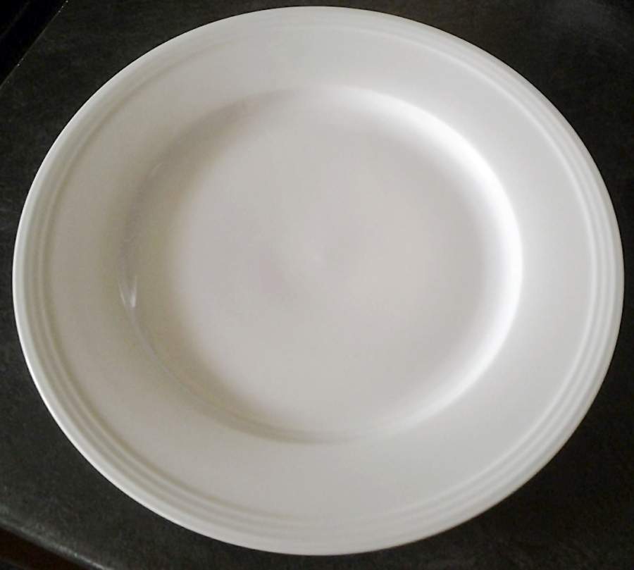 SLT119 Dinner Plate by Seltmann-1