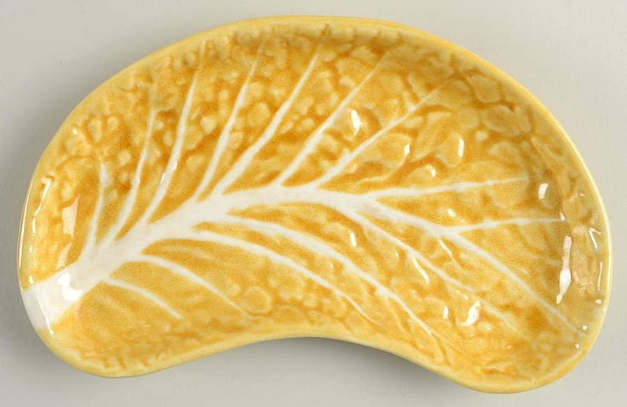 Cabbage Gold Crescent Salad Plate by Secla-1