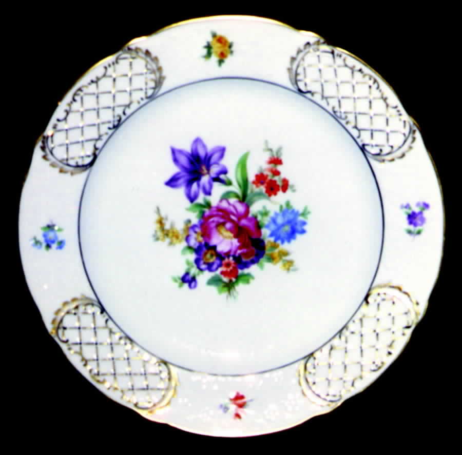 SCH182 Dinner Plate by Schumann - Bavaria-1