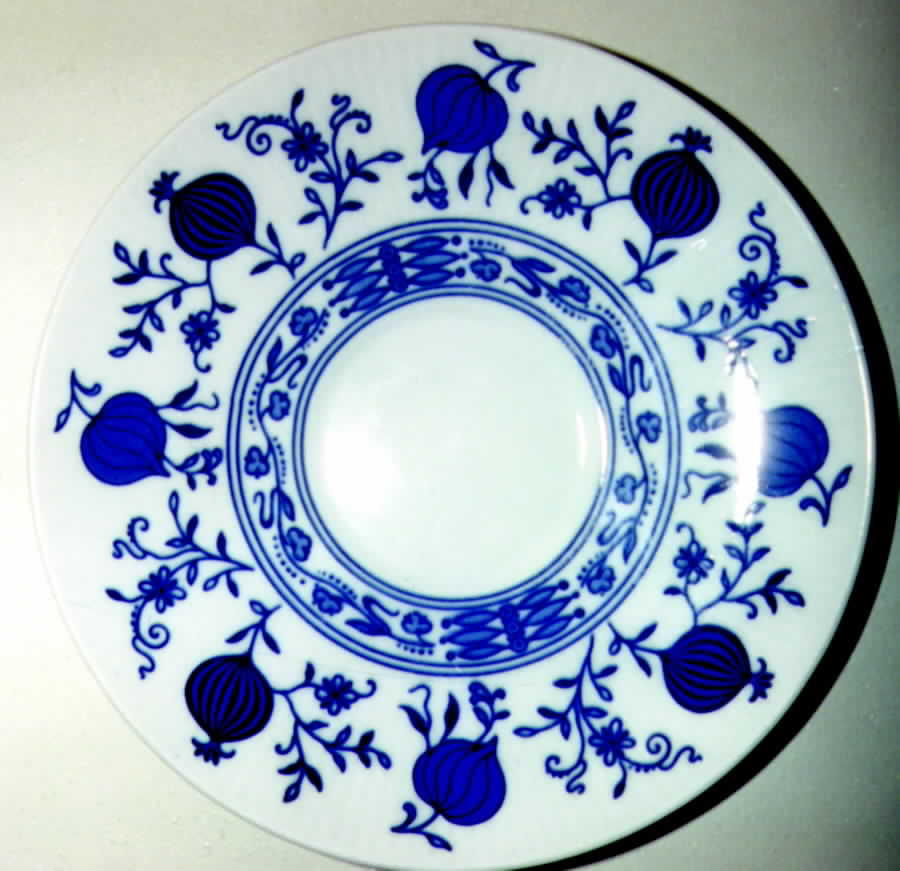 SLT121 Saucer by Seltmann-1