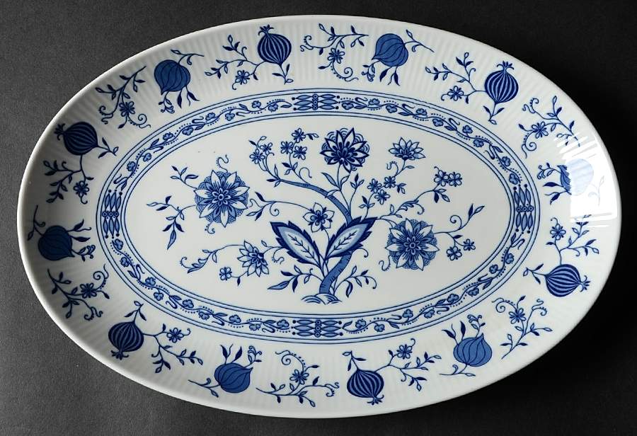 SLT121 12" Oval Serving Platter by Seltmann-1