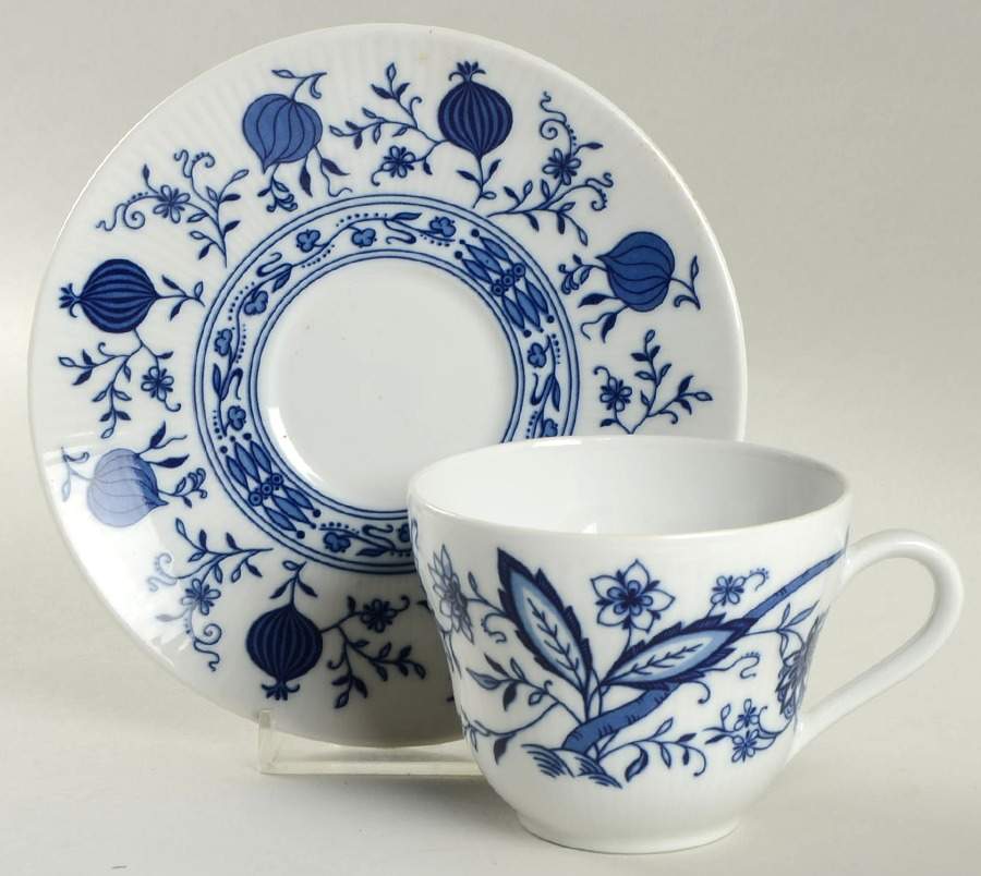 SLT121 Flat Cup & Saucer Set by Seltmann-1