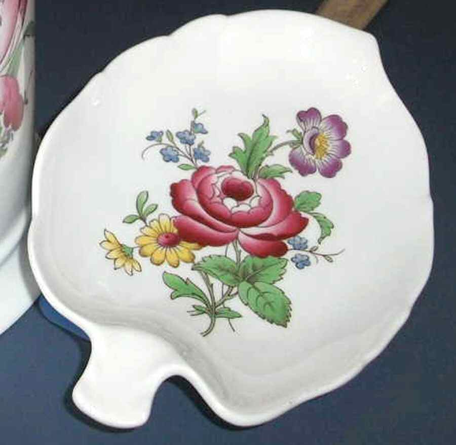 Marlborough Sprays Leaf Shaped Dish by Spode-1